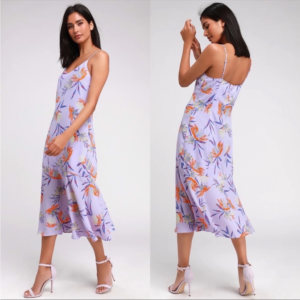 Lulu’s Quinlynn Lavender Floral dress